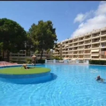Doble En Piso Compartido En Zona Turistica Playa * Salou